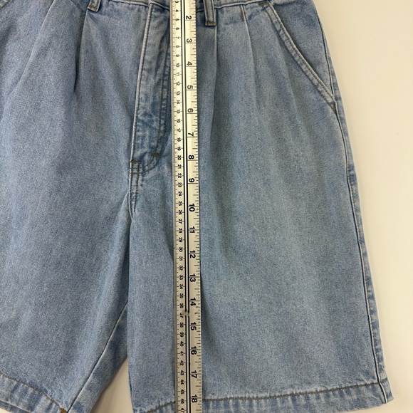 Vintage 90s denim shorts Small mom pleat front 8in inseam Northern Reflections - Picture 6 of 11